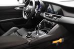Alfa Romeo Giulia 2.0T Super | CONVENIENCE / DRIVER ASSISTAN, Automaat, 745 kg, Achterwielaandrijving, Euro 6