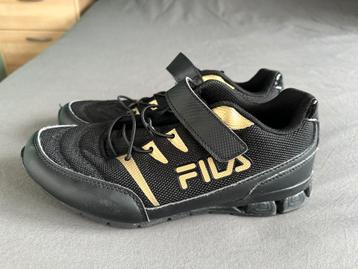 Gymschoenen mt 38 FILA beschikbaar voor biedingen