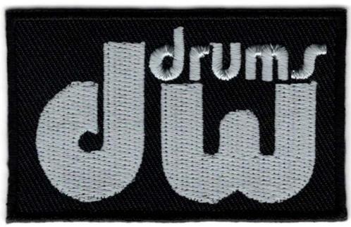 DW Drums stoffen opstrijk patch embleem, Verzamelen, Muziek, Artiesten en Beroemdheden, Nieuw, Kleding, Verzenden