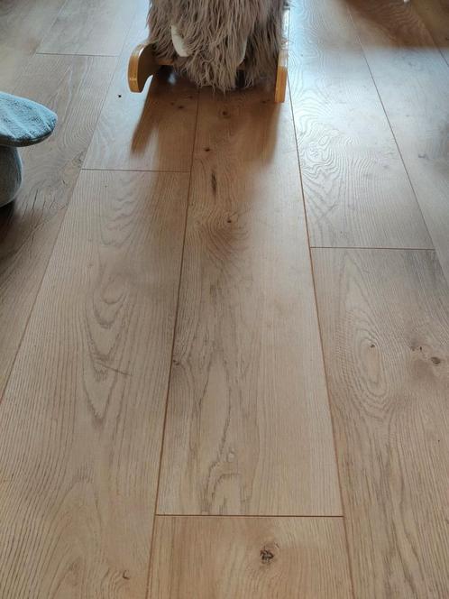 Nieuw ongebruikt laminaat met v groef totaal van 4,3 m2., Doe-het-zelf en Verbouw, Vloerdelen en Plavuizen, Nieuw, Laminaat, Hout