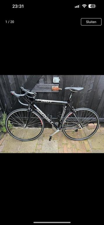 Target heten race fiets beschikbaar voor biedingen