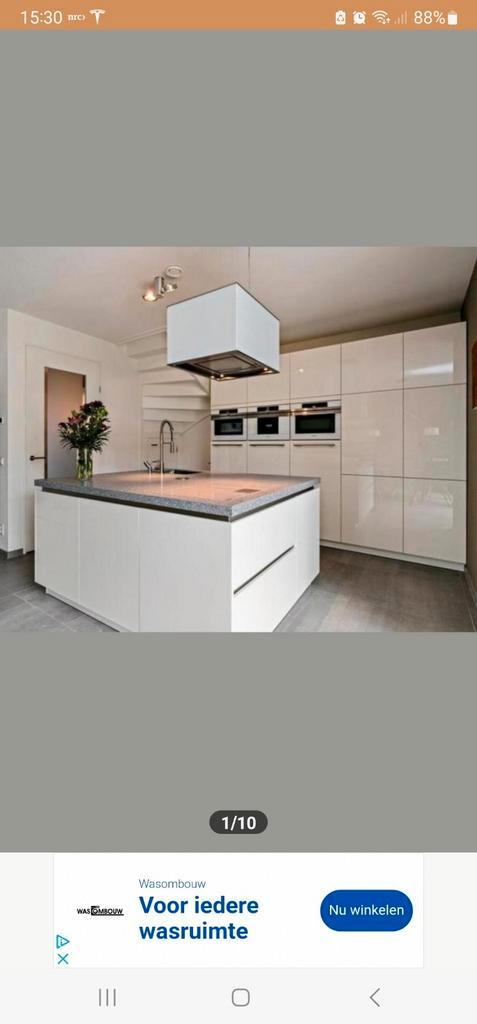 Luxe eilandkeuken met granieten blad, kastenwand en quooker, Huis en Inrichting, Keuken | Complete keukens, Zo goed als nieuw