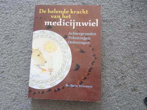 De helende kracht van het medicijnwiel  Barbara Driessen, Boeken, Esoterie en Spiritualiteit, Zo goed als nieuw, Achtergrond en Informatie