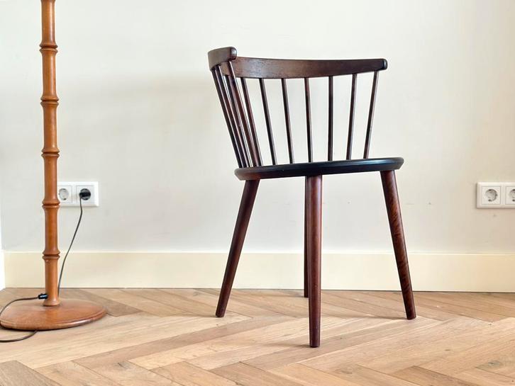 Vintage spijlen stoel Yngve Ekstrom jaren 50/60 hout design, Huis en Inrichting, Stoelen, Gebruikt, Eén, Hout, Bruin, Ophalen