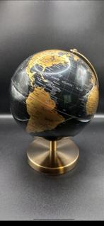 Zwarte Globe met Gouden Details, Huis en Inrichting, Woonaccessoires | Wereldbollen, Ophalen of Verzenden, Zo goed als nieuw