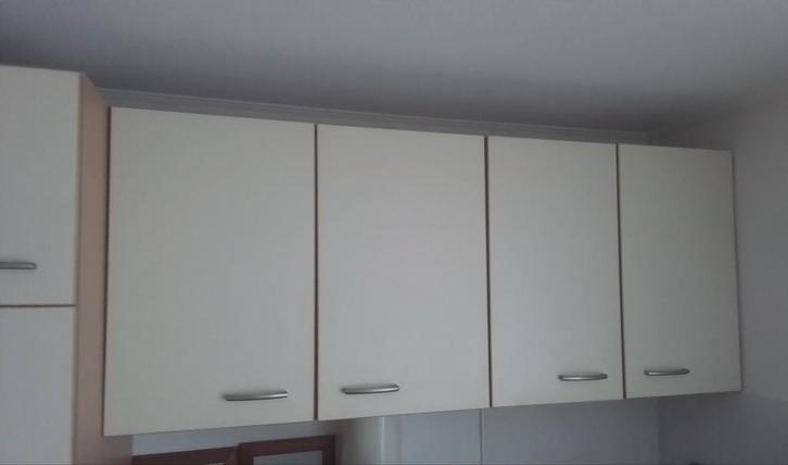 Keukenkastjes boven  + grote kast, Huis en Inrichting, Keuken | Keukenelementen, Zo goed als nieuw, 200 cm of meer, 50 tot 75 cm