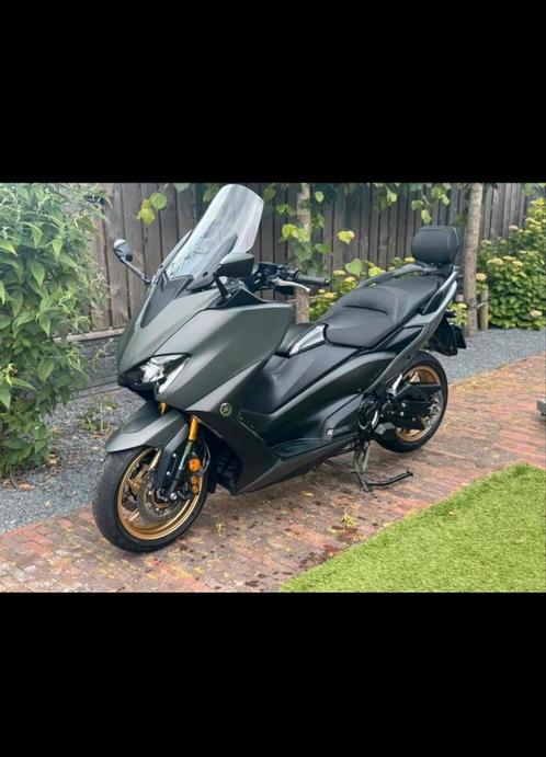 YAMAHA T-MAX 560 TECH MAX 2021 AKRAPOVIC, Motoren, Motoren | Yamaha, Particulier, Scooter, 12 t/m 35 kW, 2 cilinders, Minimaal motorrijbewijs A2