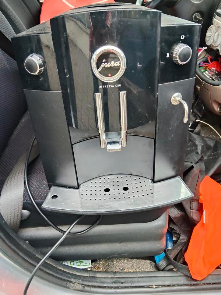 JURA IMPRESSA C50  (LET OP DEFECT), Witgoed en Apparatuur, Koffiezetapparaten, Zo goed als nieuw, Koffiebonen, Koffiemachine, Ophalen