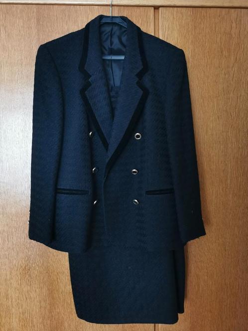 Zwart wollen mantelpakje Mt 40, Kleding | Dames, Jasjes, Kostuums en Pakken, Zo goed als nieuw, Zwart, Ophalen of Verzenden
