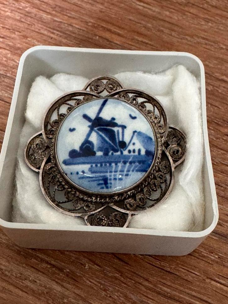 Antiek broches, Sieraden, Tassen en Uiterlijk, Broches, Zo goed als nieuw, Zilver, Blauw, Minder dan 4 cm, Ophalen