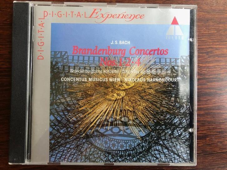 ( Bach - Brandenburg Concertos 1, 2, & 4 / Harnoncourt, Cd's en Dvd's, Cd's | Klassiek, Zo goed als nieuw, Ophalen of Verzenden