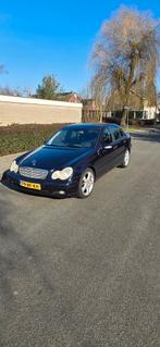 Mercedes-Benz C-Klasse 1.8 C180 Kompr Sedan 2003 Blauw, Auto's, Mercedes-Benz, Achterwielaandrijving, Zwart, Blauw, 1796 cc