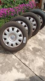Winterbanden op velg VW, Auto diversen, Wieldoppen, Ophalen