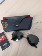 Rayban heren zonnebril, piloten model, Sieraden, Tassen en Uiterlijk, Zonnebrillen en Brillen | Heren, Ophalen of Verzenden, Zo goed als nieuw
