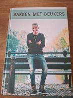 Bakken met Beukers - Lot Beukers Kookboek, Boeken, Kookboeken, Ophalen of Verzenden, Zo goed als nieuw, Nederland en België, Taart, Gebak en Desserts