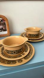 vintage Staffordshire kiln craft set borden en kommen, Huis en Inrichting, Keuken | Servies, Ophalen of Verzenden, Overige stijlen