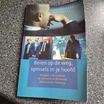 Beren op de weg, spinsels in je hoofd, Ophalen of Verzenden, Zo goed als nieuw, Theo IJzermans