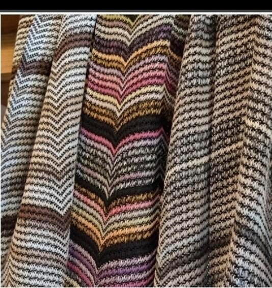 Missoni, inbetween, naar Italiaans design. Gordijn stof, Huis en Inrichting, Stoffering | Gordijnen en Lamellen, Nieuw, 200 cm of meer