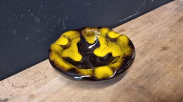 1184 Vintage Keramiek Asbak - Geel/Bruin 11x3cm beschikbaar voor biedingen