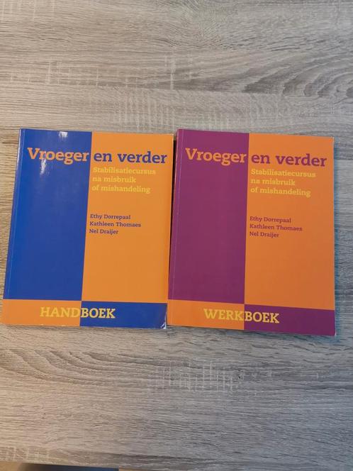 Vroeger en verder - Handboek en werkboek, Boeken, Psychologie, Zo goed als nieuw, Ophalen of Verzenden