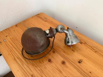 Jielde wandlamp beschikbaar voor biedingen