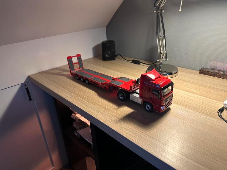 SIKU control (rc) vrachtwagen met dieplader, Hobby en Vrije tijd, Modelauto's | 1:32, Zo goed als nieuw, Tractor of Landbouw, SIKU