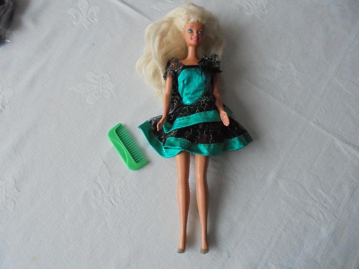 Barby van mattel Indonesia 1966, Verzamelen, Poppen, Pop, Ophalen of Verzenden