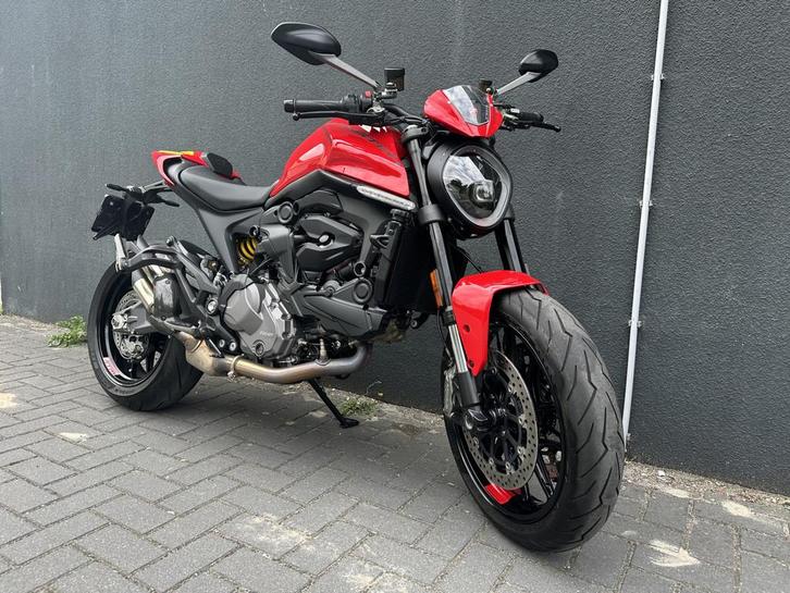 Ducati Monster + - Ducati monster 937 + plus bj 2021 ., Motoren, Motoren | Ducati, Bedrijf, Naked bike, meer dan 35 kW, ABS, LED Verlichting