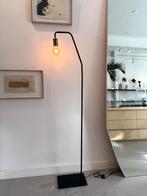 Staande lamp Madam Stoltz, Huis en Inrichting, Ophalen, Gebruikt, 150 tot 200 cm