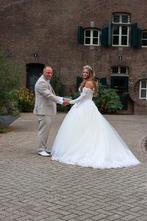 Trouwjurk met hoepel, Kleding | Dames, Trouwkleding en Trouwaccessoires, Ophalen of Verzenden, Gedragen, Wit, Trouwjurk