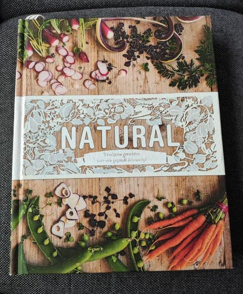 Natural. Voedzame gerechten voor een gezonde levensstijl, Boeken, Kookboeken, Zo goed als nieuw, Ophalen of Verzenden