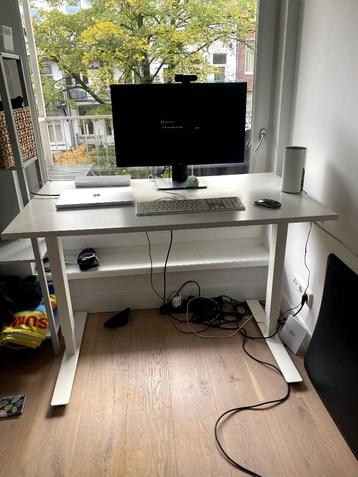 Computer Desk - Sit/Stand - SKARSTA  beschikbaar voor biedingen