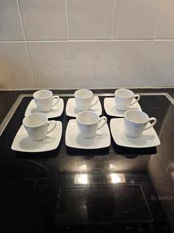 6 Witte Kop espresso en Schotels - Modern Design nieuw  beschikbaar voor biedingen