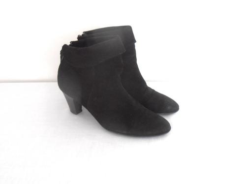 Lamica - prachtige zwarte suede enkel laarzen - 40, Kleding | Dames, Schoenen, Zo goed als nieuw, Lage of Enkellaarzen, Zwart