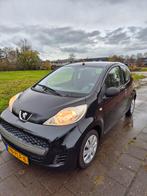 Peugeot 107 1.0 12V E-vti 68PK 3DR 2011 Zwart, Voorwielaandrijving, Stof, 4 stoelen, Origineel Nederlands