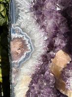 Grote Amethist Geode met Calciet 22,5 kg, Ophalen of Verzenden, Mineraal