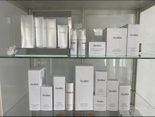 Medik8 producten huidverzorging, Sieraden, Tassen en Uiterlijk, Uiterlijk | Gezichtsverzorging, Nieuw, Verzorging, Ogen, Ophalen of Verzenden