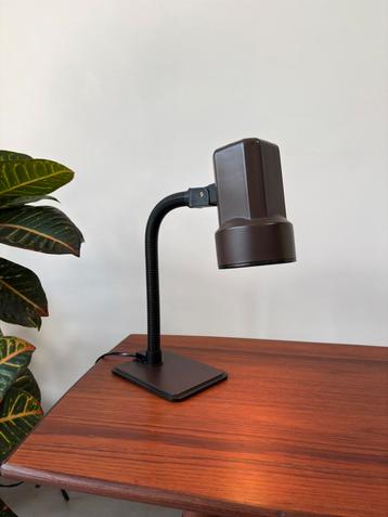 Vintage Bruin Bureaulampje Dutch Design Jaren 70 beschikbaar voor biedingen
