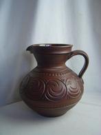 Vintage grote bruine aardewerken vaas Germany sgraffito, Overige kleuren, Aardewerk of Porselein, Ophalen of Verzenden, Zo goed als nieuw