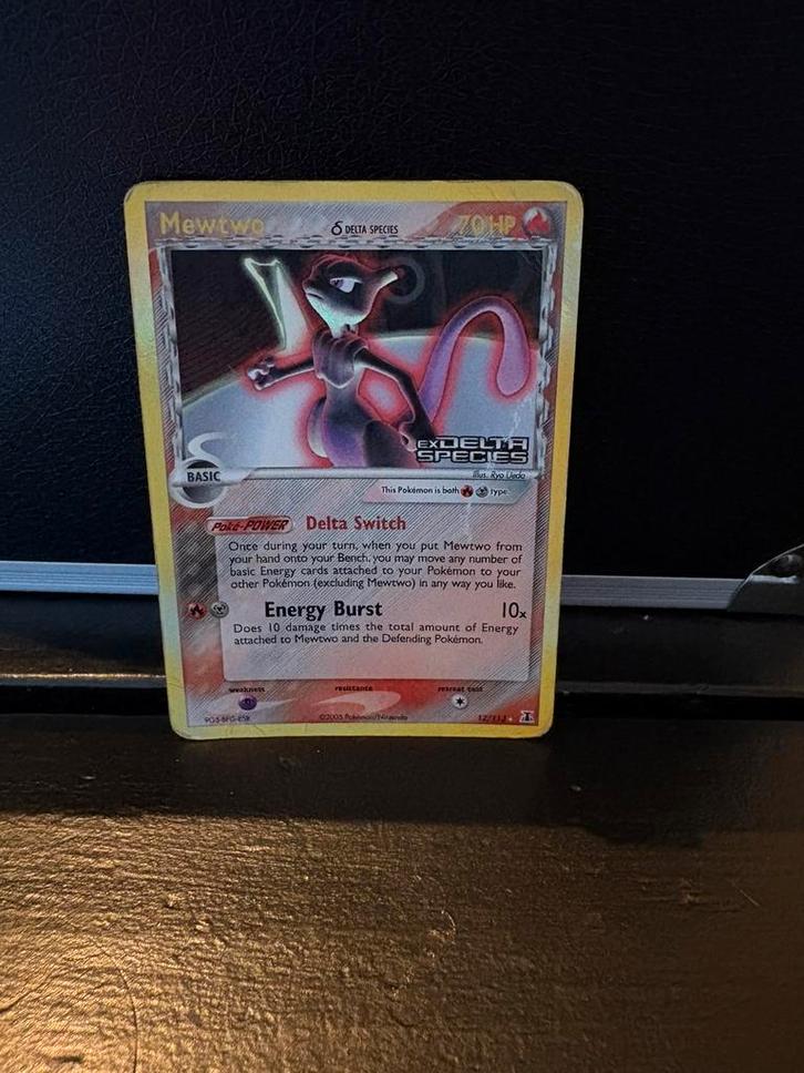 Mewtwo delta species holo stamped, Hobby en Vrije tijd, Verzamelkaartspellen | Pokémon, Zo goed als nieuw, Meerdere kaarten, Foil