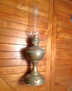 Petroleumlamp . Messing+glas. Netjes en werkend., Ophalen of Verzenden