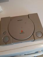 T.k.2 playstations waarvan 1 defect met 21 games bieden, Spelcomputers en Games, Ophalen of Verzenden, Gebruikt, Met 3 controllers of meer