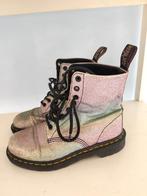 Leuke glitter regenboog Dr. Martens, maat 38, Kleding | Dames, Schoenen, Dr. Martens, Ophalen of Verzenden, Gedragen