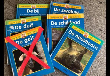 Vijf informatieve  dierenboeken beschikbaar voor biedingen