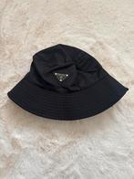 Prada Bucket Hat - Stijlvol!, Ophalen of Verzenden, Zo goed als nieuw, One size fits all, Hoed