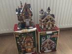 Lemax kerst huisjes en Lemax adapters te koop, Diversen, Kerst, Ophalen, Zo goed als nieuw