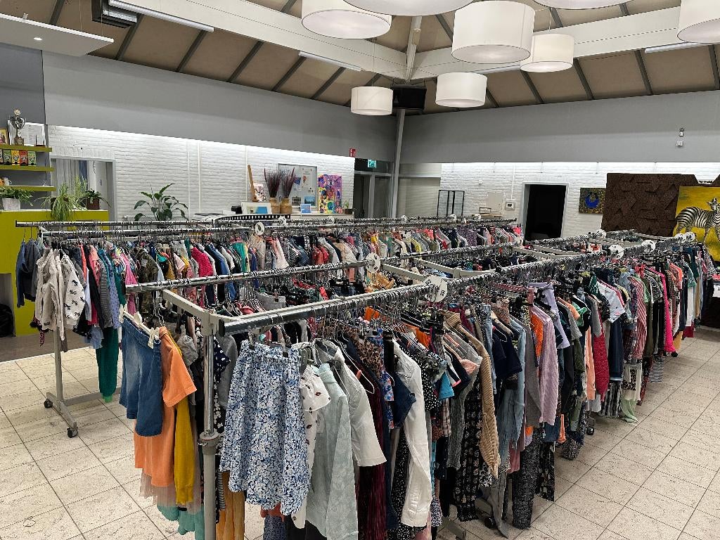 Tweedehands kinderkleding- en speelgoedbeurs, Ophalen, Gebruikt