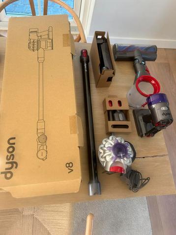 Dyson V8 beschikbaar voor biedingen