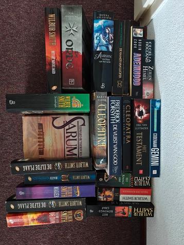 Diverse boeken beschikbaar voor biedingen