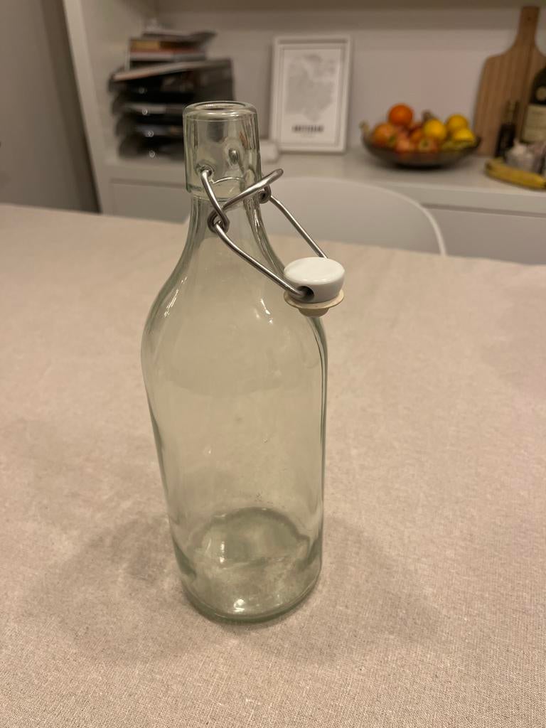 IKEA Waterkaraf Wit - Perfect voor dagelijks gebruik, Ophalen of Verzenden, Zo goed als nieuw